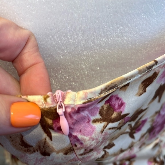 Floral Print Cowl Neck Ruched Spaghetti Strap Satin Slit Party Dress size Med - Picture 11 of 17